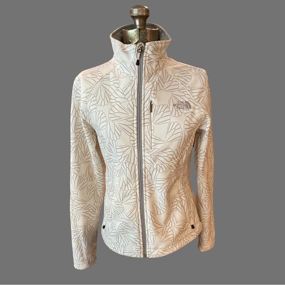 The North Face Jackets & Blazers - The North Face Apex Bionic shell. EUC